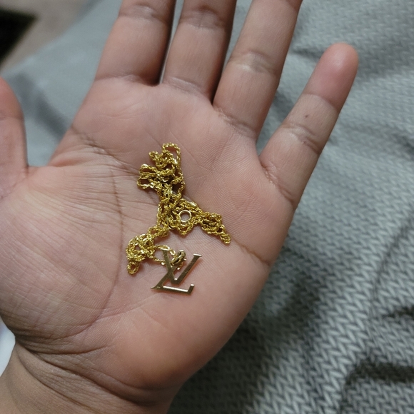 🎁SOLD🎁18K Real Gold pendant&necklace - Picture 3 of 4